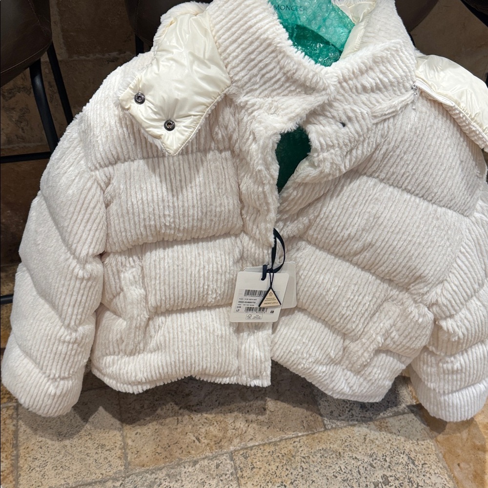Moncler White‎ Jacket